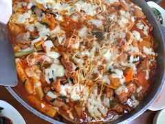 -亲昵春川鸡排(韩国美食街店)
