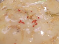 -老来福·非遗酸汤兔(凯旋路店)