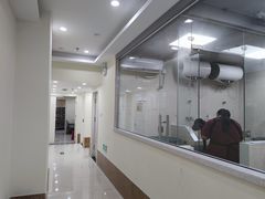-美联众合动物医院·内科·皮肤科·外科(古城分院)