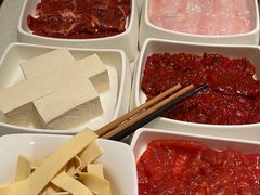 -海底捞火锅鲜切牛肉主题店(长寿路店)