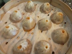 蟹黄大汤包-孔乙己(后海店)
