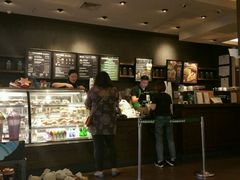 -星巴克(西藏路店)