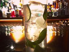 -Whisper Bar 
