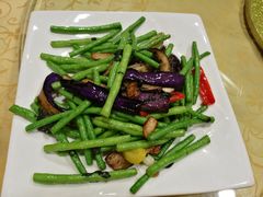 紫苏豆角炒茄子-海宝酒家(中山四路店)