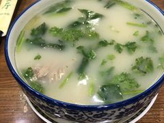 -清真·玛丽亚新疆菜主题餐厅(浙江中路店)