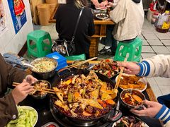 -鸿顺老铁锅美蛙鱼府(解放碑店)