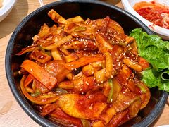 香辣鱿鱼-本家韩国烤肉(青岛万象城店)