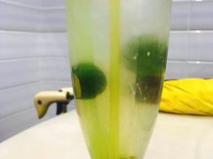 -量贩海鲜餐厅