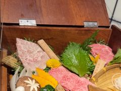-山川小町·极番烧肉(新地假日广场店)