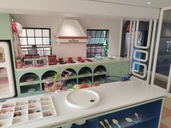 -奈尔宝·儿童乐园·亲子餐厅(华采天地店)