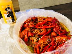 -沪小胖小龙虾(淮海中路旗舰店)