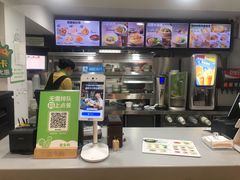 -老乡鸡(霍邱县东湖路店)