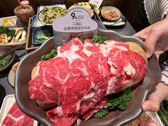 -楠小云·云南鲜牛野生菌自助火锅(九眼桥店)