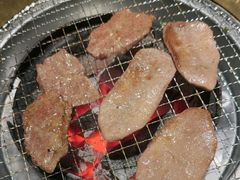 -山川小町·极番烧肉(新地假日广场店)