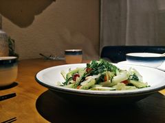 西红柿呛炒小白菜-觅山云南菜(泊富ICITY店)