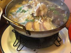 -闯关东东北农家菜(崂山石老人店)