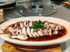葱油南澳鱿鱼-炆艺乳鸽·煲仔饭大排档(望京来广营店)