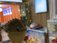 -古老冰山特色冰淇淋店(艾提尕尔店)