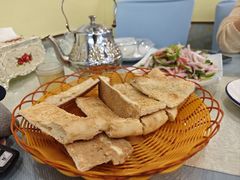 -马尔龙新疆饭店·清真(瑞景店)