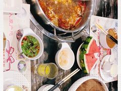 -何鲜菇火锅(大营盘店)