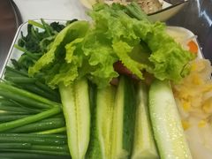 -俊家铁锅炖鱼(地工路店)