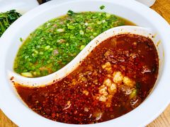 鸳鸯水煮牛肉-成都吃客(九眼桥店)