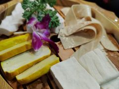 -滇釜火锅·能喝汤的火锅(车公庄店)