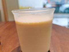 免费冰牛奶-稀物集咖啡(徽州大道店)
