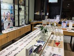 -无界眼镜MaxLess(滨江星光大道店)