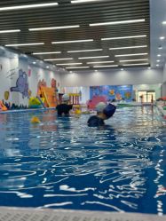 -熊小米专业儿童游泳馆