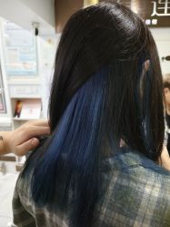 -镁连社·美联社