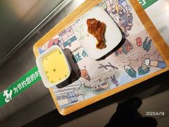 -老乡鸡(上海白玉兰广场店)