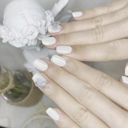 -花岐款式专研健康美甲沙龙