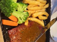 -菲滋意式餐厅(银泰百货金华江南店)