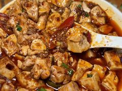 -大众跷脚牛肉馆·非遗传承单位(峨眉山店)