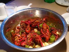 十三香龙虾-川流不息(北蔡休闲广场店)