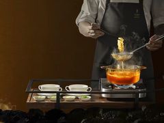 -皇宫大酒店