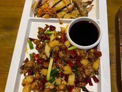 -隔壁老王·家常云南菜(花巷店)