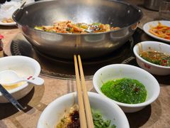 -七欣天香辣蟹火锅(上海银亿滨江店)
