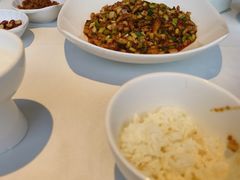 -尘香•传统川菜(创汇首座店)