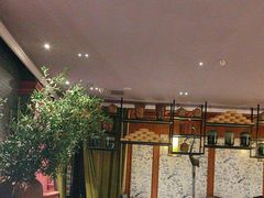 -八府香鸭·啫啫煲(华山路店)