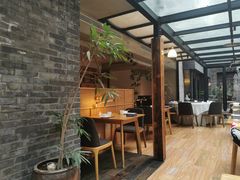 -渝半城经典川粤菜(重庆天地店)