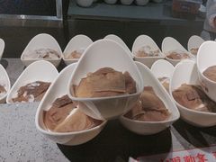 -芝小官毛肚火锅海鲜自助(淮安清江浦区新亚店)