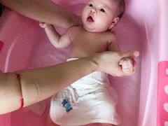 -爱月宝月嫂·育儿嫂(哈尔滨总店)