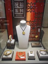 -周生生Chow Sang Sang(东方店)