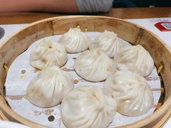 蟹粉小笼-馋三尺蟹粉小笼(人民广场店)