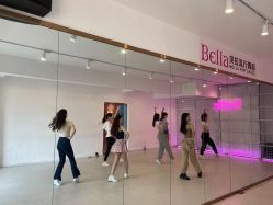 点击看大图 -Bella贝拉流行舞蹈