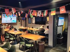 -京狮炙燥·精酿烧烤(首经贸店)