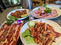 -梦山水日本烧肉(五四广场店)