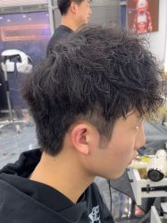 -藤野造型烫染·漂发